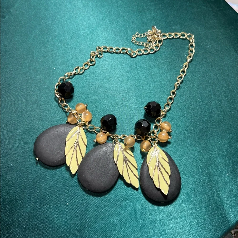 Source Unknown Gold and Black‎ Leaf Necklace